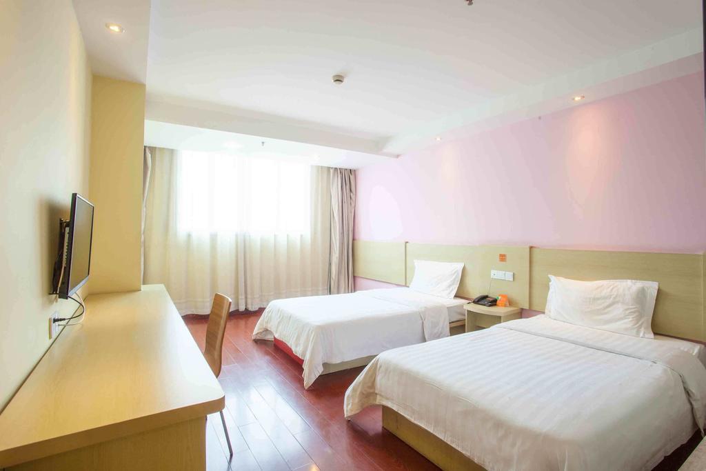 7Days Inn Chongqing Jiefangbei Jiaochangkou Subway Station Chambre photo